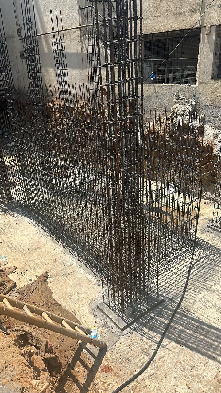 Onsite Construction 4 - Column reinforcement setup